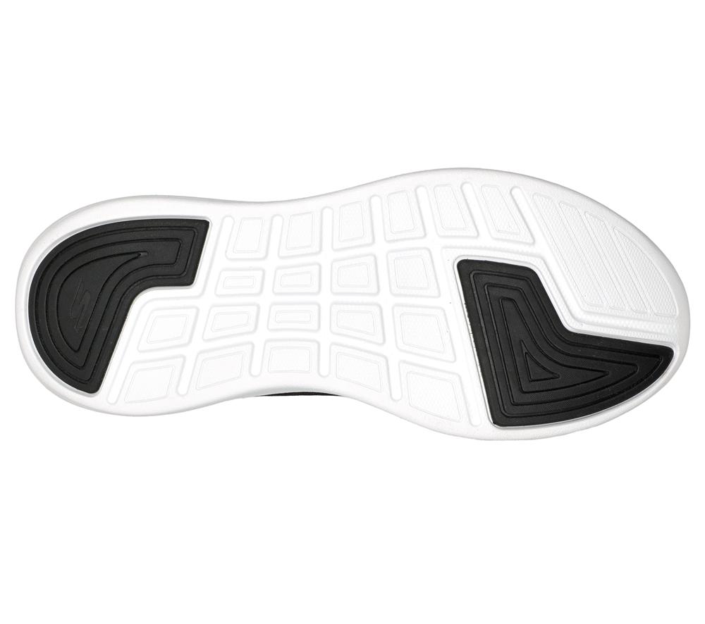 Men Skechers Max Cushioning Essential Sneakers Black / White  USA |  0973-DEBAU