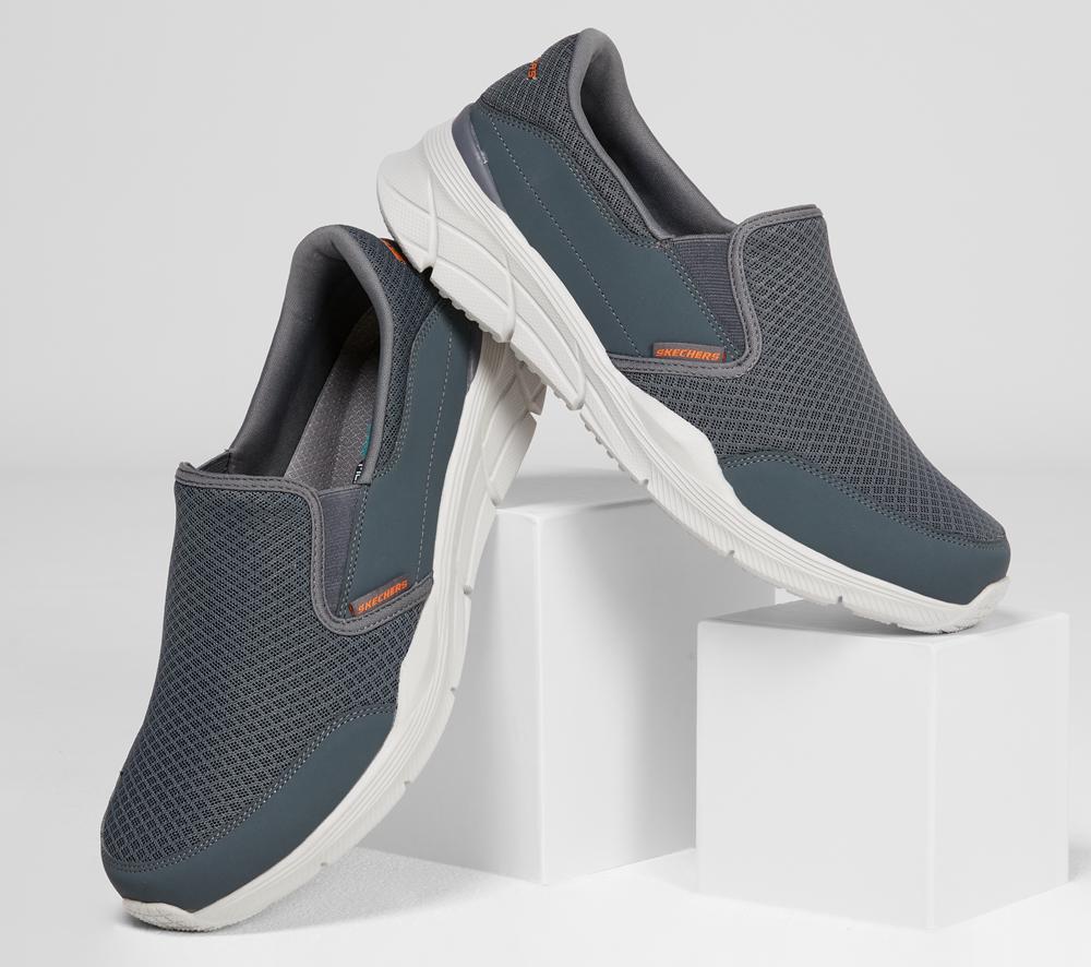 Men Skechers Relaxed Fit: Equalizer 4.0 - Persisting Sneakers Charcoal / Orange  USA |  7561-TWYNK