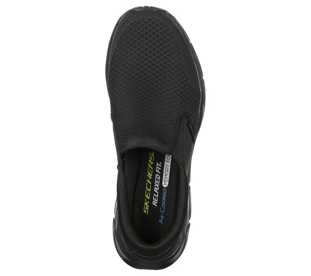 Men Skechers Relaxed Fit: Equalizer 4.0 - Persisting Slip On Shoes Black  USA |  0689-MLFCA