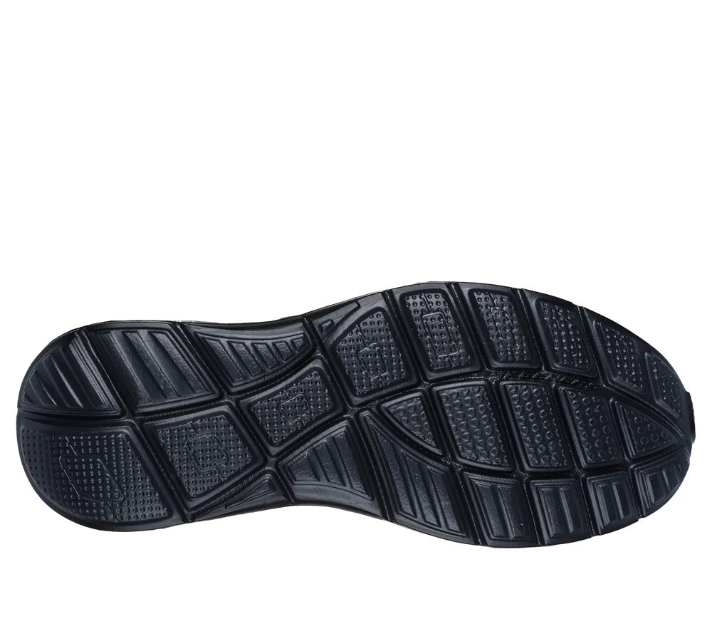Men Skechers Relaxed Fit: Equalizer 5.0 Sneakers Navy / Orange  USA |  2081-ZQDIU
