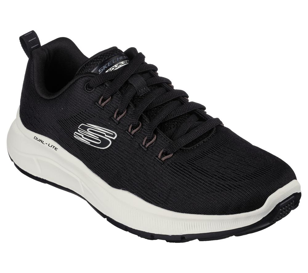 Men Skechers Relaxed Fit: Equalizer 5.0 Sneakers Black / White  USA |  2653-RCUWF