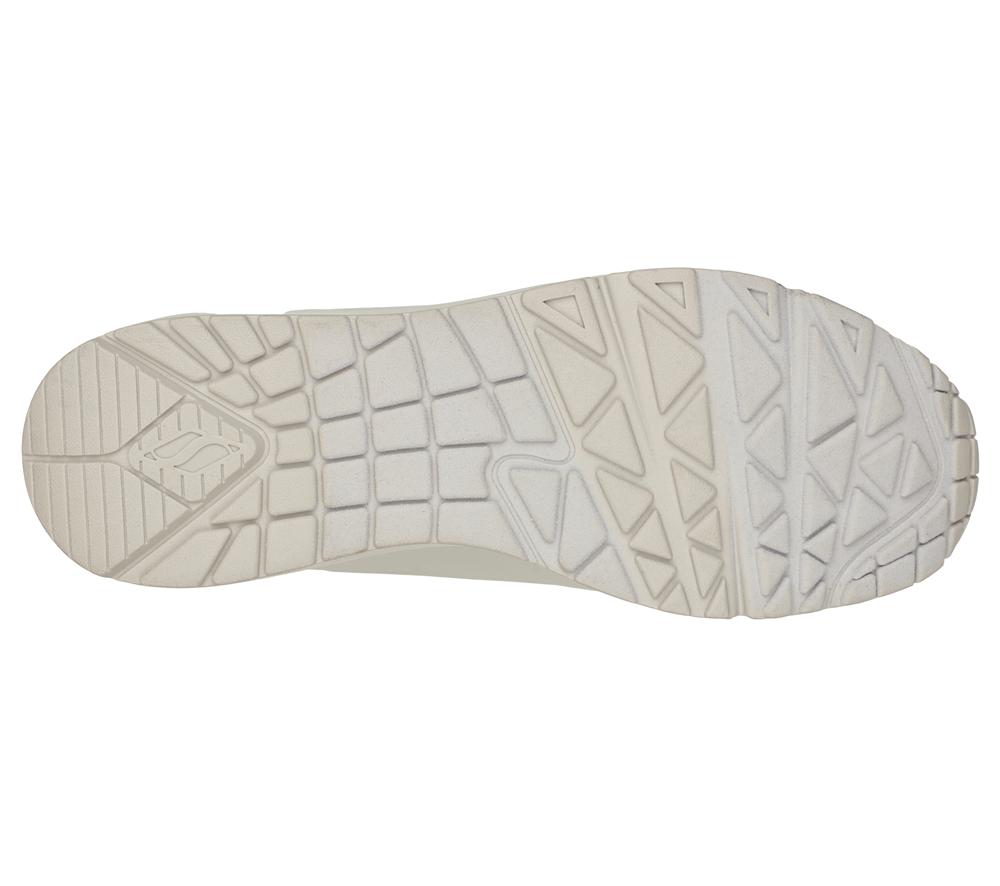 Men Skechers Uno - Stand on Air Sneakers Off White  USA |  2584-ZHKLE