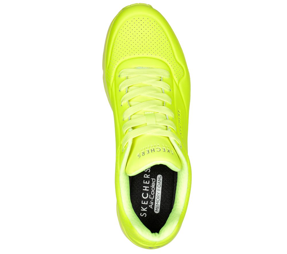 Men Skechers Uno - Stand on Air Sneakers Lime Green  USA |  0726-TFZSW