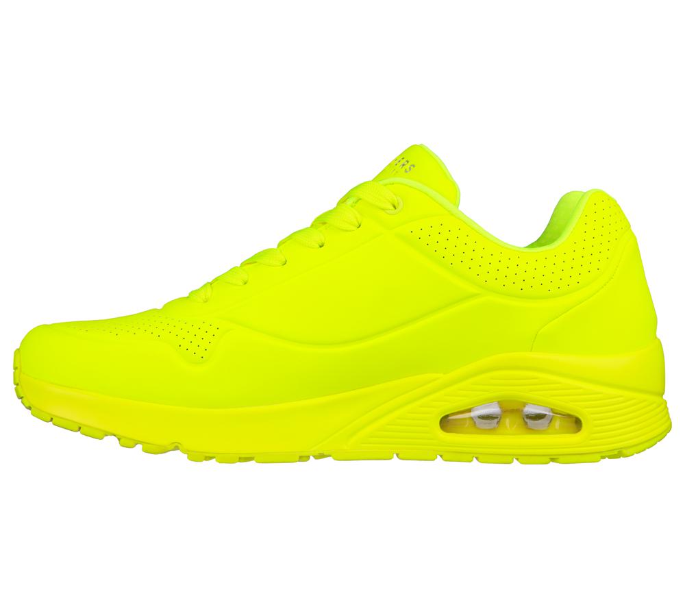 Men Skechers Uno - Stand on Air Sneakers Lime Green  USA |  0726-TFZSW