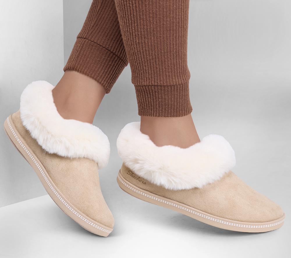 Women Skechers Cozy Campfire - Winter Nights Slip On Shoes Sand Khaki  USA |  4321-KCIXH