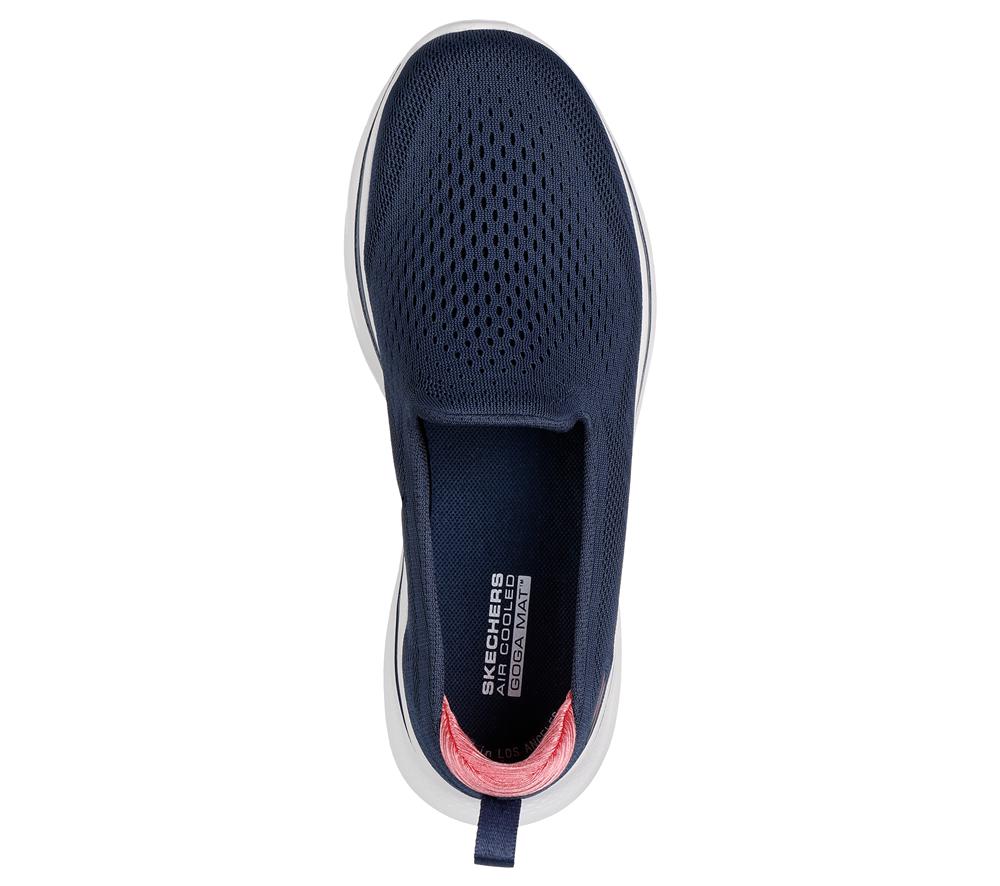 Women Skechers GO WALK 7 - Vina Sneakers Navy / Coral  USA |  2780-MCTBU