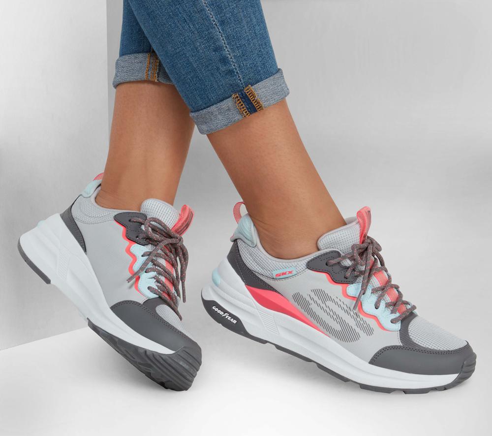 Women Skechers Global Jogger - Fresh Strike Slip On Shoes Grey / Pink  USA |  4350-QWNAD