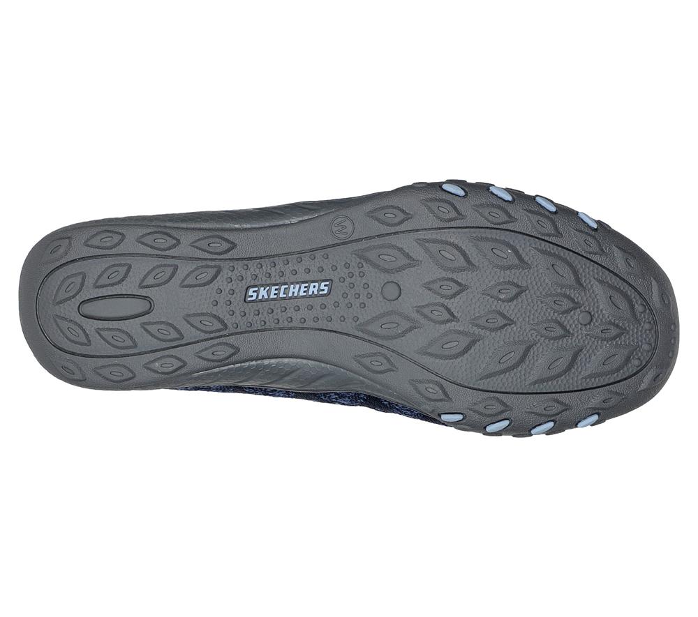 Women Skechers Relaxed Fit: Breathe-Easy - Infi-Knity Slip On Shoes Navy  USA |  1562-XTJYO