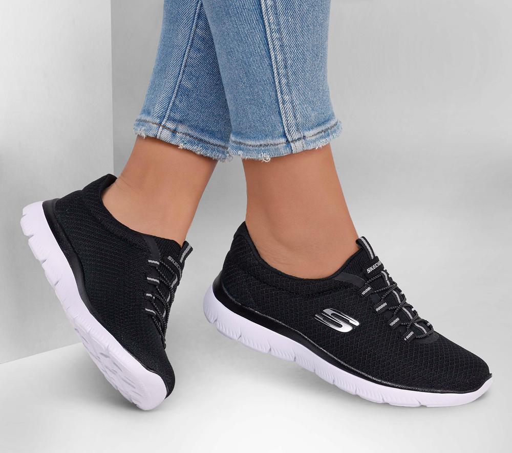 Women Skechers Summits Sneakers Black / White  USA |  4397-BREZN