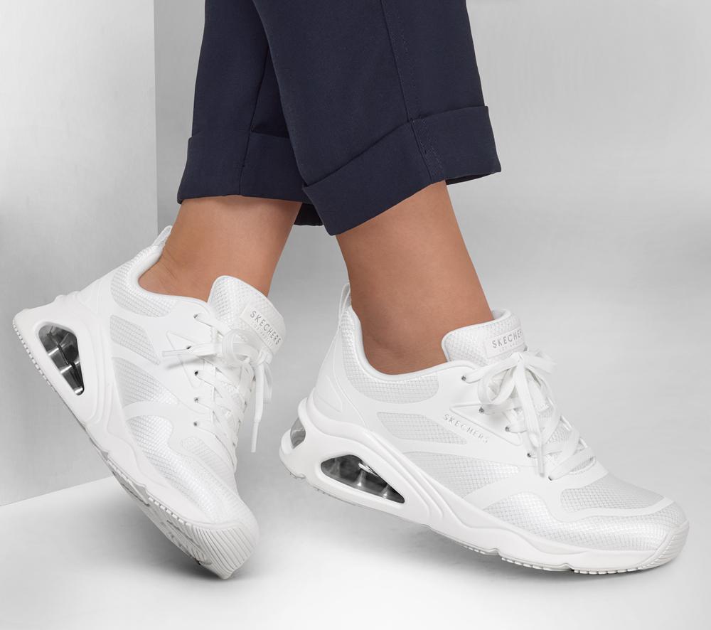 Women Skechers Tres-Air Uno - Revolution-Airy Lace Up Shoes White / Silver  USA |  6527-OYUCN